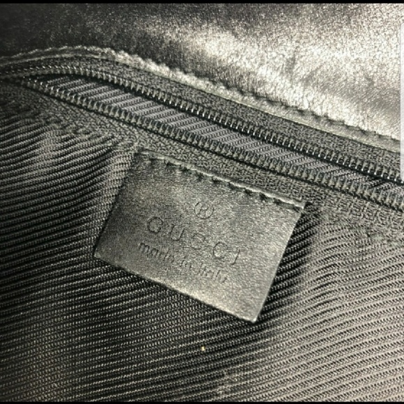 Authentic Large Gucci Tote - Picture 4 of 7